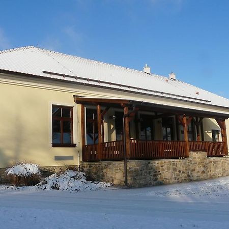 Penzion U Rudolfu Vlasenice Buitenkant foto