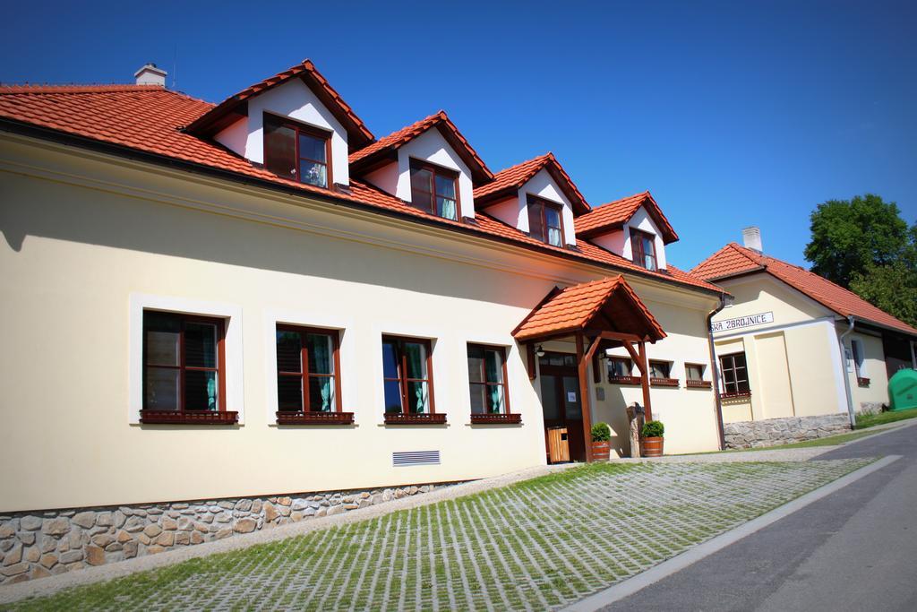 Penzion U Rudolfu Vlasenice Buitenkant foto