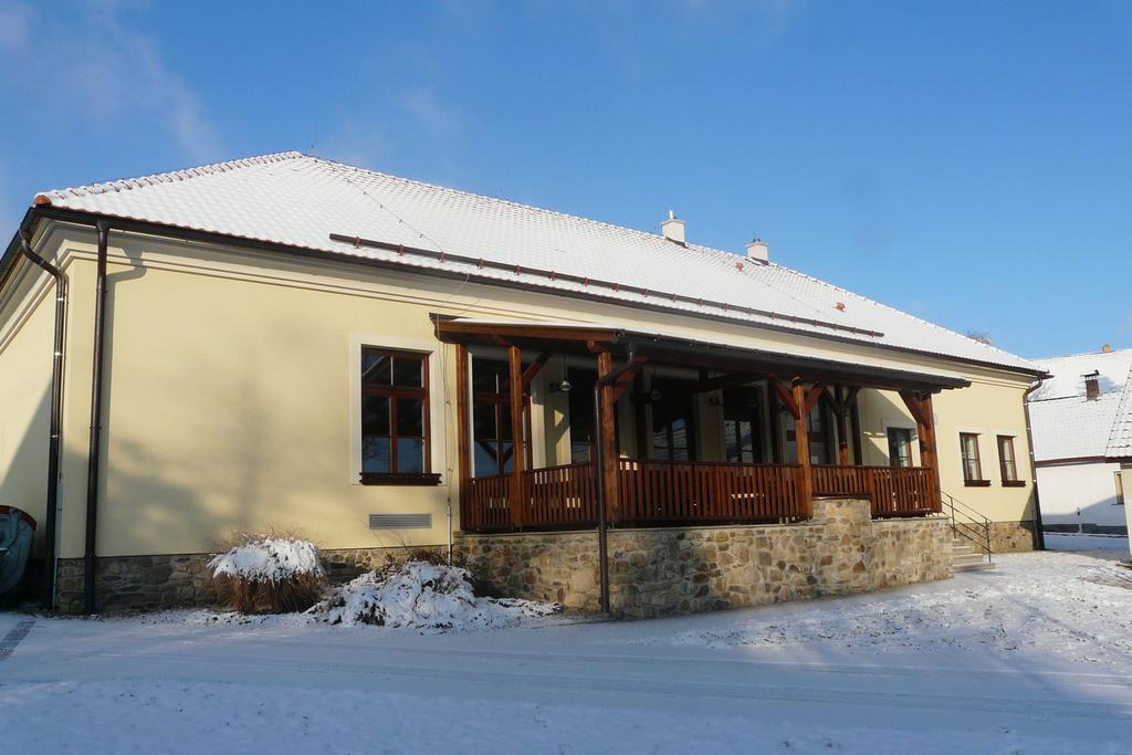 Penzion U Rudolfu Vlasenice Buitenkant foto